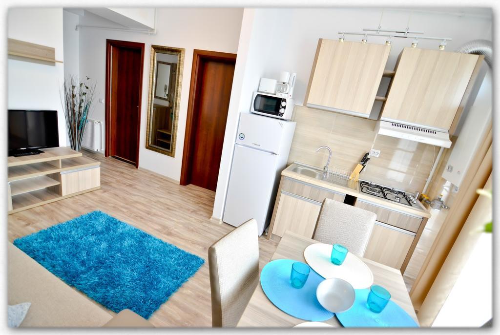 Summerland Luxury Studios By The Sea Mamaia Rum bild
